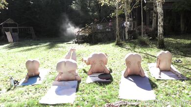 Nikki Silver, Pearl Sage, Delilah Brooke, Brooke Casey, Olive Wren - Hairy Nude Yoga