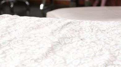 The Pizza Girl - Riley Reid