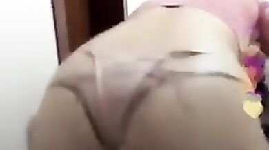 Minhas lives da maada, rebolando e brincando com meu cuzinho