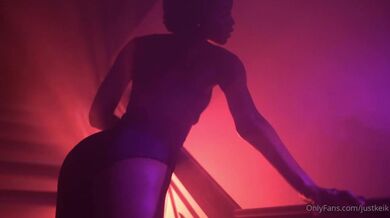 Do you want the full version of this video ???? by justkeik from OnlyFans | Coomer