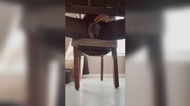 Taking bigger risk ???? subscribe to my fansly to watch me cum ????