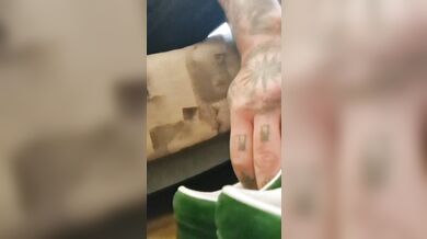 foot slave welcome. going to party and have a place for you