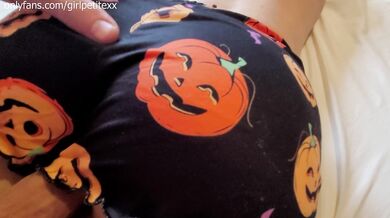 Grabbing Ass and Rubbing Cock on Stepsis's Big Ass