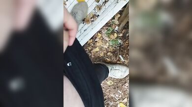 I jerk off in public place. Masturbate in the public park