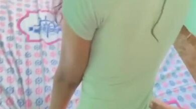 namorada magra com aparelho