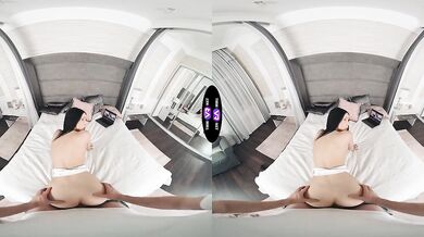 Jasmine Jayne teases dude with her naked boobs – TeenMegaWorld