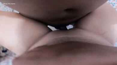 Pinay kinantot sa cr