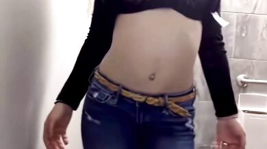 Young homemade amateur teen showing pussy and asshole on webcam