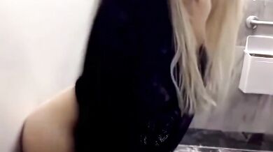 Young homemade amateur teen showing pussy and asshole on webcam