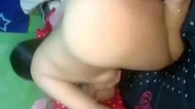 Bokep Indo Tante Amie 3some Sama Brondong