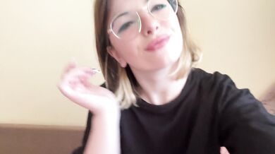 Beautiful brunette demanstrates her beautiful body