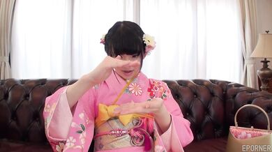 Asian Geisha Undresses Herself For One Reason - Yuuna Himekawa