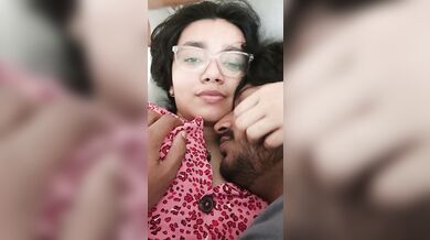 Uma Ghosh Shares A Passionate Moment With Her BF - Uma A