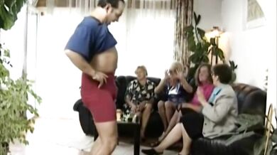 Omas Orgie 76 (Scene01)