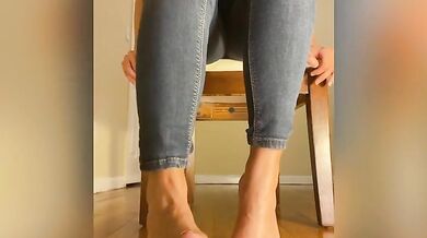 Banana crushing video by jenniferxsanchez from OnlyFans | Coomer