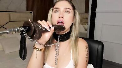 Nice Lady Shows How She Eats Dick