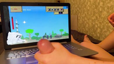 Stepsister Distracts me from playing Age Of War by giving me a HANDJOB