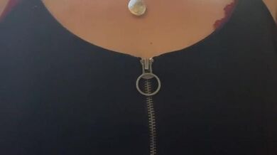 Squeeze Me Please (Eva Elfie, Gattouz0 Gattouz0, Lexi Luna)