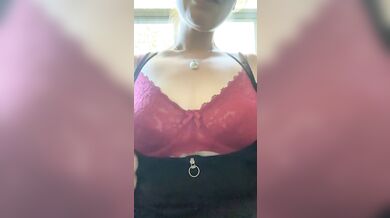 Squeeze Me Please (Eva Elfie, Gattouz0 Gattouz0, Lexi Luna)