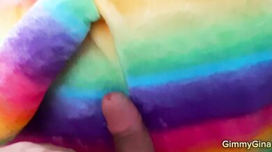 Me lo faccio succhiare dalla mia vicina morbida con sborrata finale????????