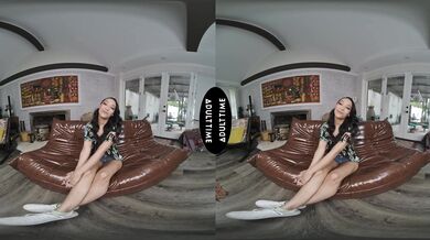 UP CLOSE VR Horny Petite Sarah Lace Shows You Her Riding Skills On Your Hard Cock POV