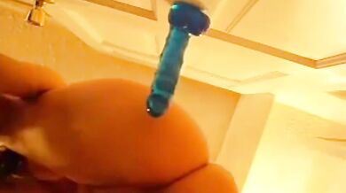 fucking my dildo standing and squirting