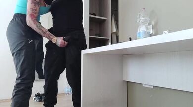 Sega dai pantaloni (Lady Muffin, Rae Lil Black)