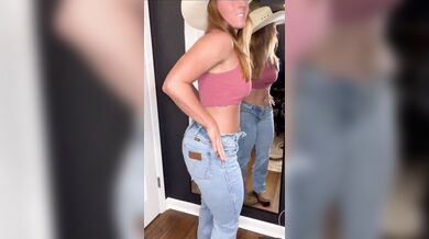 Perfect Thick Cowgirl Striptease
