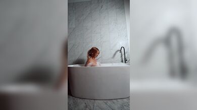 Bath time! Full dirty video onlyfans @alliewylder