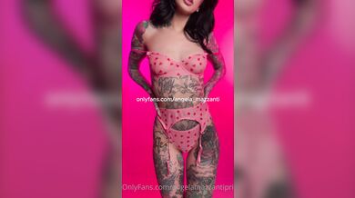 Young Angela TikTok Virgin Pussy Oops Reveal