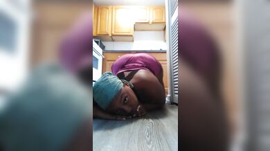 Bbw Face Down Jiggle