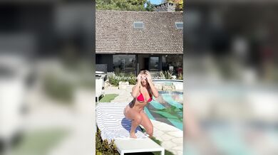 Teen’s Secret Solo Leak Rocks Webcam!