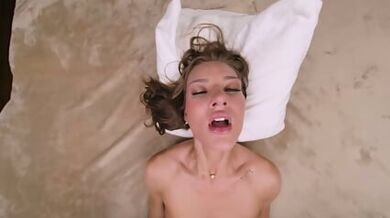 Jewel Diamant Close The Deal With You, But There's Also Something Else She Wants