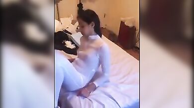 Horny Uk Based Desi Nri With Her English Bf Sex Tape