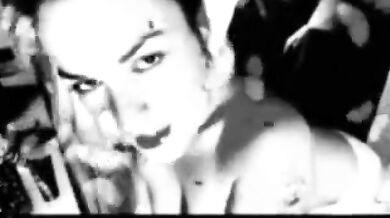 Vault Kumback - Red Lips Always Lie