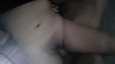 Una última follada con una verga porque su esposa llegará de viaje en una hora real casero