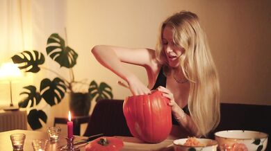 Cozy Halloween Pumpkin Carving With Your Gf