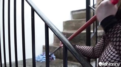 British Milf Auntie Trisha Solo Stair Play - OLDNANNY