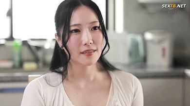 My Daughter In Law With Her Voluptuous Body - Sakura Shiratori