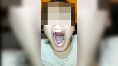 Girl Huge Mouth & Long Tongue pt2
