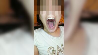 Girl Huge Mouth & Long Tongue pt2