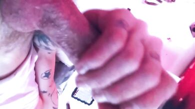 Watch Daddy Cum! Suck/lick it off????