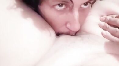 que rico me MAMAN LA CHUCHA.... mamada AMATEUR en CUARENTENA (DirtyTina, Keith Rivera)