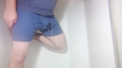 Fast Piss before bed