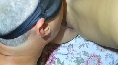 Guy cum inside MILF pussy. (close up creampie)