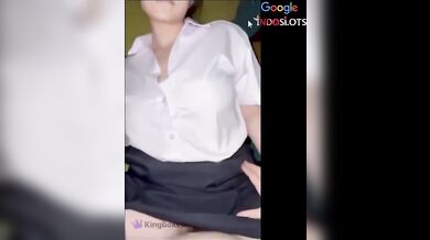 Dek Angela Baru Pulang Masih Pake Seragam