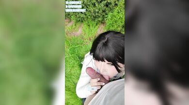 推特极品阿黑颜母狗「Pupu噗噗」【五一假期特供】 放假第一天家庭郊游，被哥哥狠狠欺负操到多次失禁，对我一点都不温柔