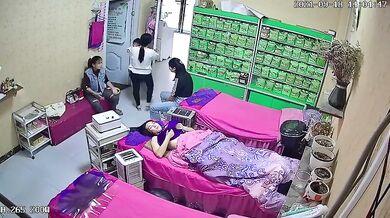 [Scarce Beauty Salon Camera] The Boss Fucked