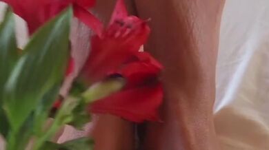 giantess worships her feet, sexy caress to get horny