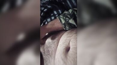 Back at it again rubbing my dick for you
